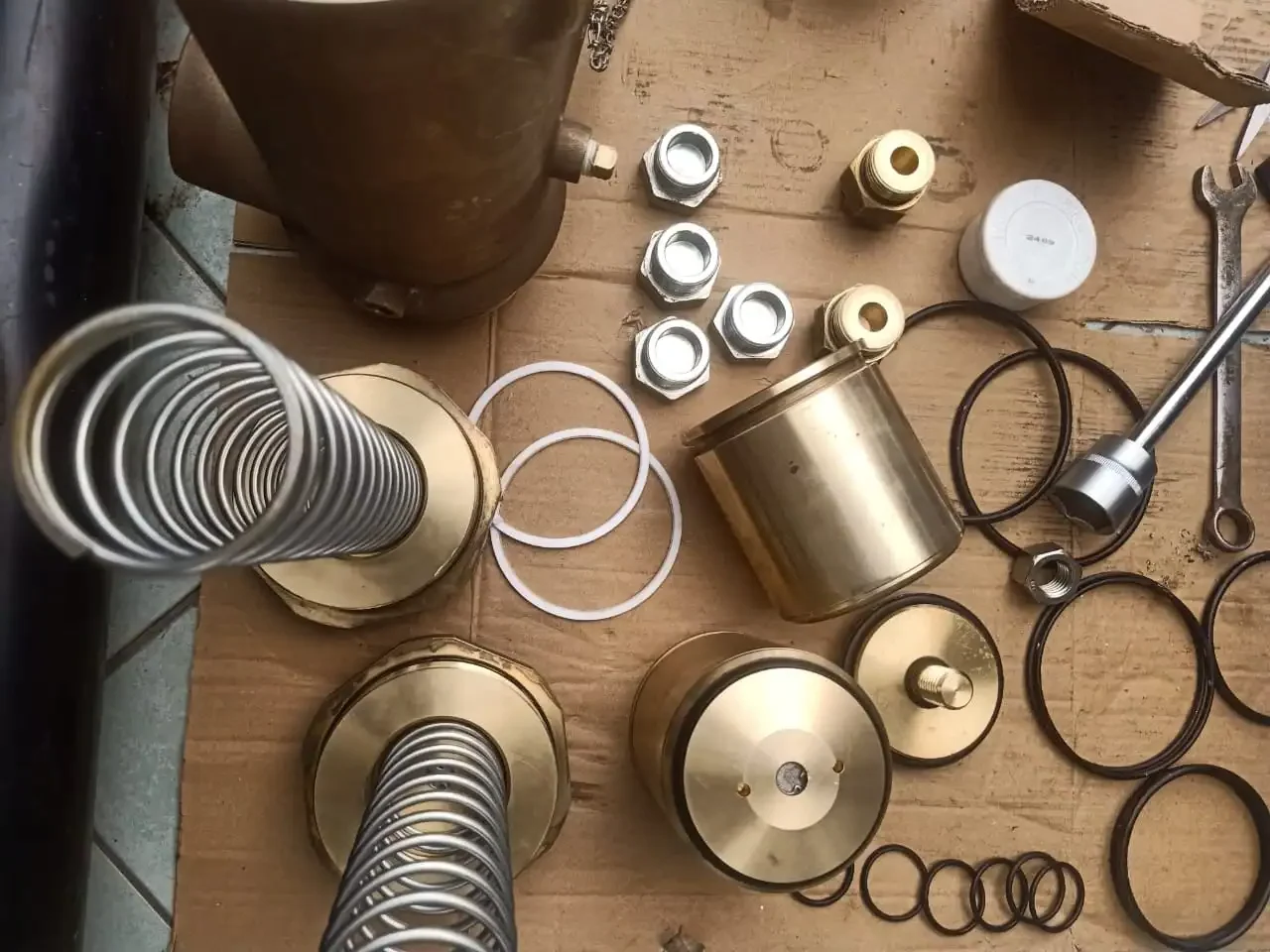 Penggantian Karet Seal FM200