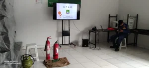 Giat Sosialisasi Demo Tata Cara Penggunaan APAR dan Pencegahan Kebakaran di PT Natura Karunia Agung