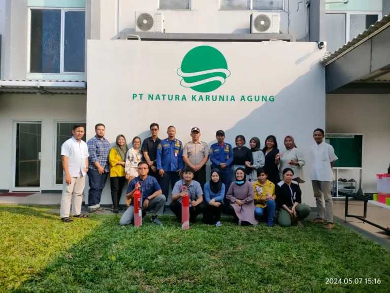 Giat Sosialisasi Demo Tata Cara Penggunaan APAR dan Pencegahan Kebakaran di PT Natura Karunia Agung
