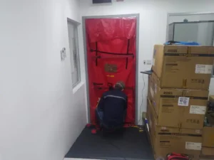 Pengujian Door Fan Test (Room Integrity Testing / Blower Door) di ruang Server PT Softex Indonesia yang berlokasi di Sidoarjo, Jawa Timur.