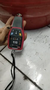 Proses hydrotest tabung FM200 milik Holcim