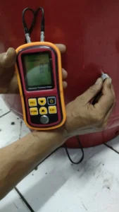 Proses hydrotest tabung FM200 milik Holcim