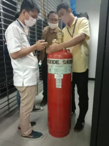 pengisian ulang fm200