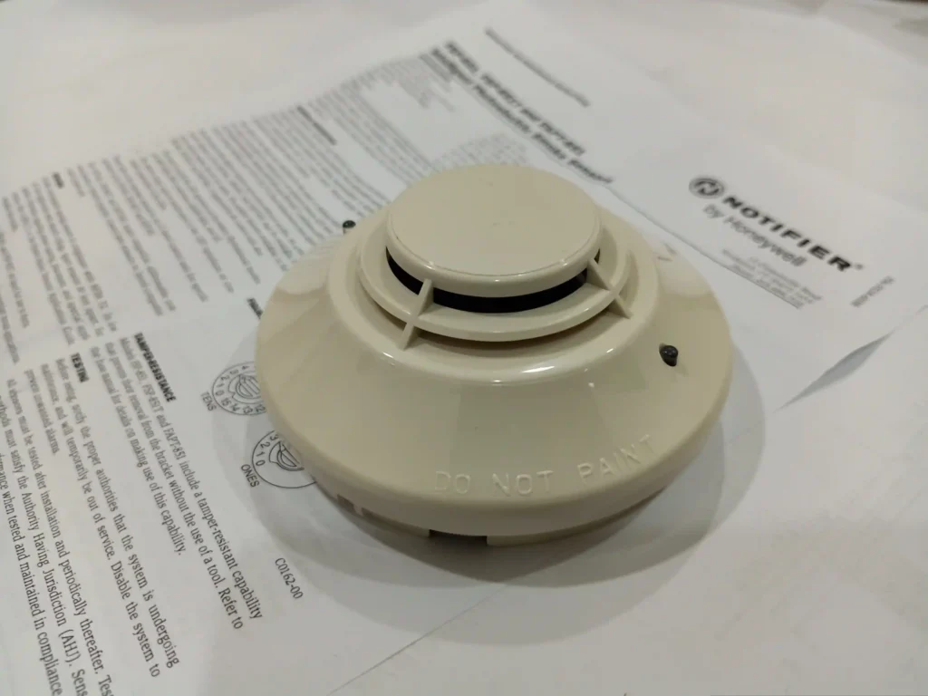 intelligent fsp-851 notifier smoke detector addressable